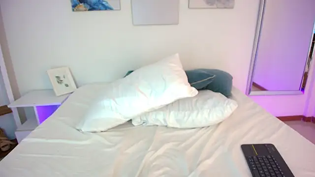 ana collins  online show from 04.16.26