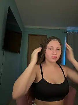 Snapshot of sophiiahot chatting on 05.05.26 sophiiahot online show from 05.05.26