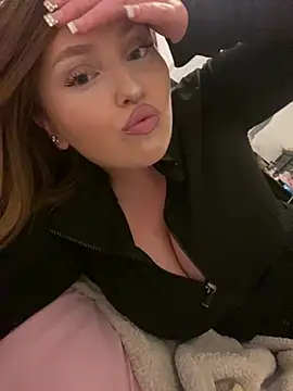 Snapshot of perfectbbprincess chatting on 04.13.26 perfectbbprincess online show from 04.13.26