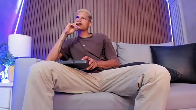 Omen20  online show from 04.09.26