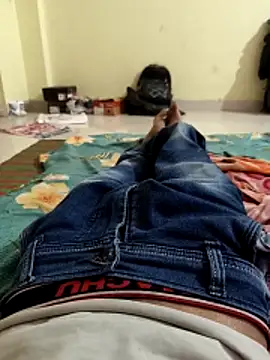  younger couples  online show from 04.11.26