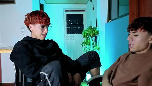 Ryan y tony online show from 04.15.26