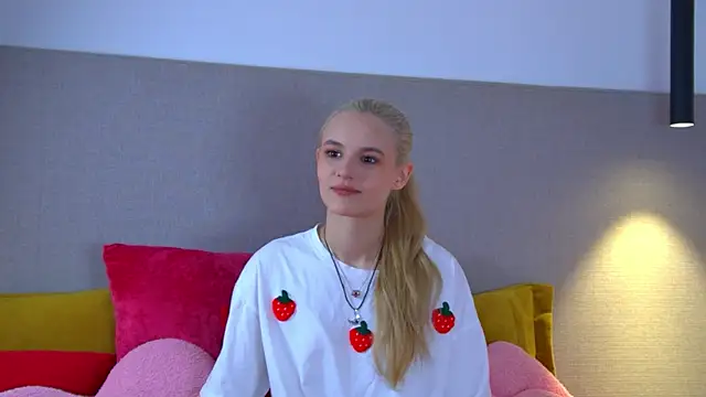 LeaLamour online show from 07.07.26