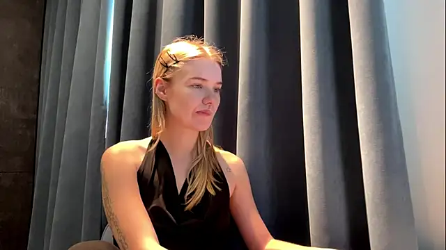 Snapshot of PlasaRima chatting on 07.14.26 PlasaRima online show from 07.14.26