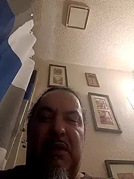 MrBustNut2026 online show from 04.22.26