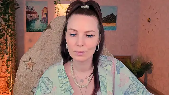 LanaRadiance online show from 04.27.26