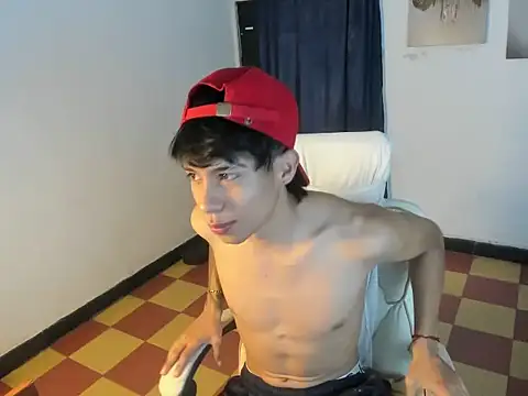 Snapshot of orrduz06 chatting on 04.13.26 orrduz06 online show from 04.13.26