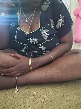 Snapshot of Shilpa-Tamil chatting on 05.07.26 Shilpa-Tamil online show from 05.07.26