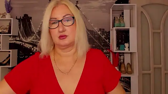 DianaFrances online show from 06.06.26