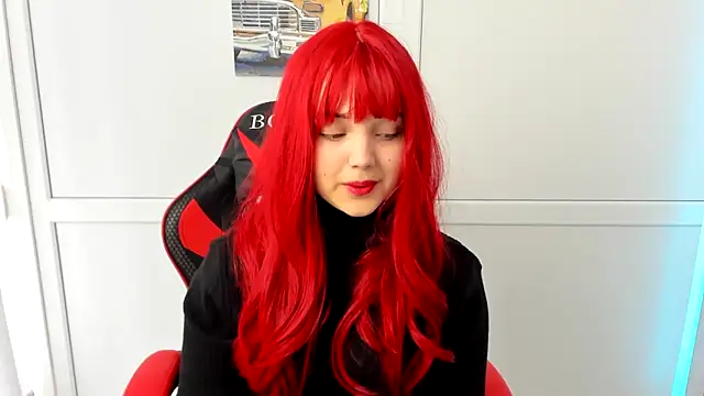 Snapshot of Caroline_cutte chatting on 04.11.26 Caroline cutte online show from 04.11.26