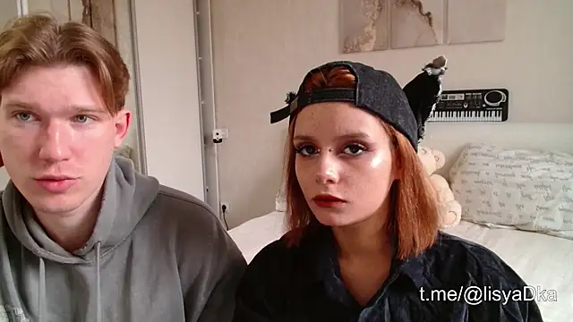Snapshot of The_Slutty_Fox chatting on 04.19.26 The Slutty Fox online show from 04.19.26