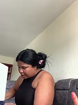 Snapshot of megan_purpura chatting on 06.29.26 megan purpura online show from 06.29.26