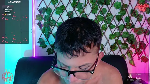 Snapshot of Apolo_Prince1 chatting on 04.10.26 Apolo Prince1 online show from 04.10.26