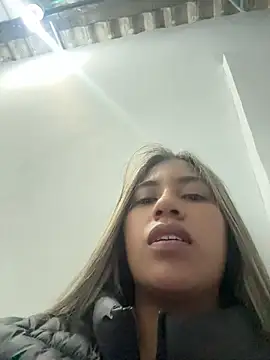 Kimmiebellarie online show from 04.18.26