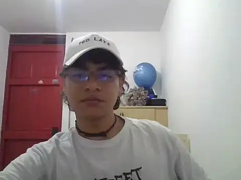 Snapshot of xhecho_uzumaki chatting on 05.09.26 xhecho uzumaki online show from 05.09.26
