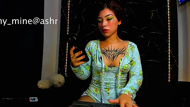 Ashnikko    online show from 06.19.26