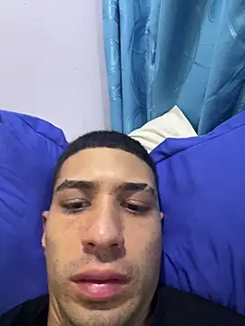 Snapshot of wylbunny chatting on 04.14.26 wylbunny online show from 04.14.26