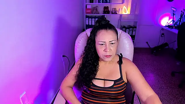 KattySoler online show from 04.15.26