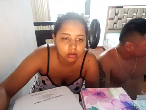 Snapshot of Ninibella chatting on 06.19.26 Ninibella online show from 06.19.26