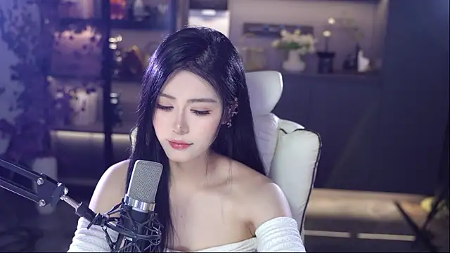 Seraphinei online show from 05.18.26