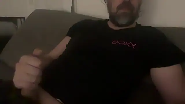 Snapshot of Mach3t3 chatting on 04.20.26 Mach3t3 online show from 04.20.26