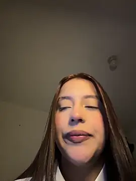 Cherry Dark  online show from 05.01.26
