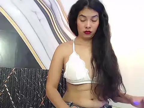 Snapshot of Vanessa_Lune chatting on 05.04.26 Vanessa Lune online show from 05.04.26