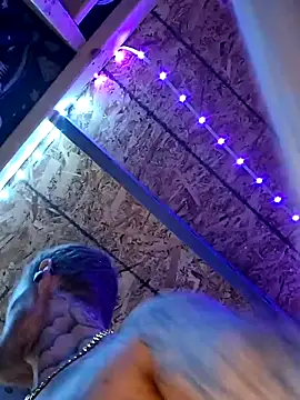 Snapshot of shakemoney6523 chatting on 04.12.26 shakemoney6523 online show from 04.12.26