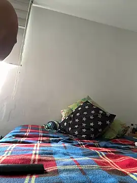 Snapshot of Frednunex chatting on 04.13.26 Frednunex online show from 04.13.26