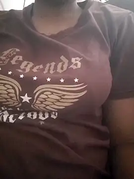 Snapshot of Chathu_Queen_Girl chatting on 04.14.26 Chathu Queen Girl online show from 04.14.26