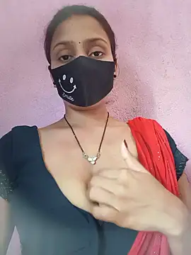 Snapshot of BaddieUnleashed chatting on 06.17.26 BaddieUnleashed online show from 06.17.26