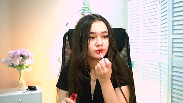 Snapshot of AmiMeow_ chatting on 04.24.26 AmiMeow online show from 04.24.26