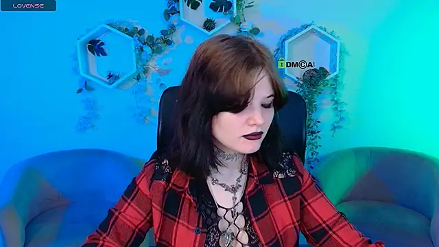 Snapshot of nikki_kiss_ chatting on 06.22.26 nikki kiss online show from 06.22.26