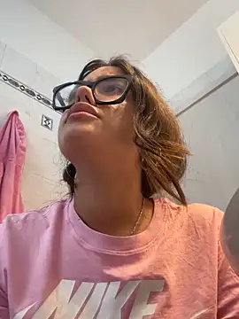 Sofialapazzerella online show from 05.06.26