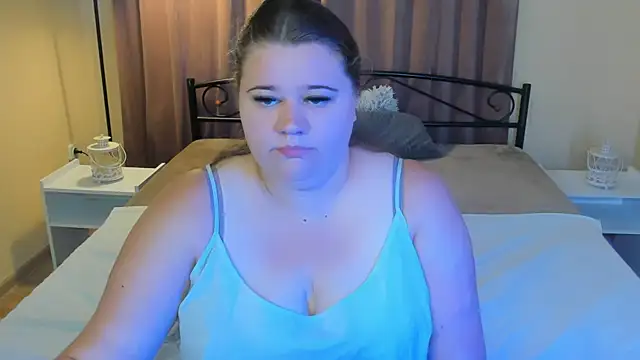 Snapshot of Bella_Blvck chatting on 07.18.26 Bella Blvck online show from 07.18.26