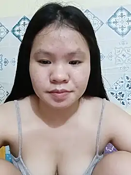 Snapshot of Seraphinahh chatting on 06.12.26 Seraphinahh online show from 06.12.26