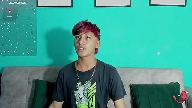 Snapshot of IhanKing chatting on 06.25.26 IhanKing online show from 06.25.26