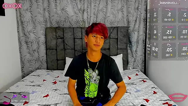 Snapshot of IhanKing chatting on 07.09.26 IhanKing online show from 07.09.26