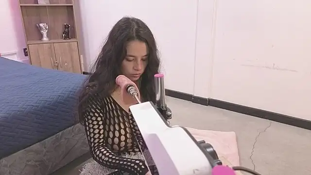 Snapshot of Samantha_bloww1 chatting on 04.22.26 Samantha bloww1 online show from 04.22.26