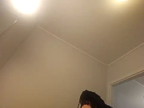 Snapshot of shyhornymommy chatting on 04.13.26 shyhornymommy online show from 04.13.26