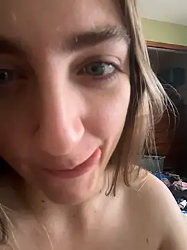 Snapshot of prettykitttty chatting on 04.22.26 prettykitttty online show from 04.22.26