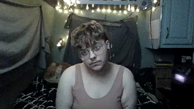 BashfulEmby online show from 04.16.26