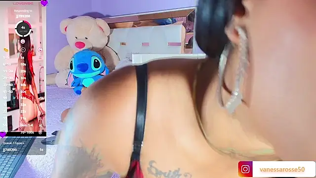 Snapshot of Julieth_Rossii chatting on 05.27.26 Julieth Rossii online show from 05.27.26