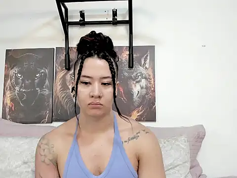 Snapshot of AngelMartinss chatting on 05.26.26 AngelMartinss online show from 05.26.26
