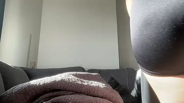 asianbbygyal online show from 04.19.26