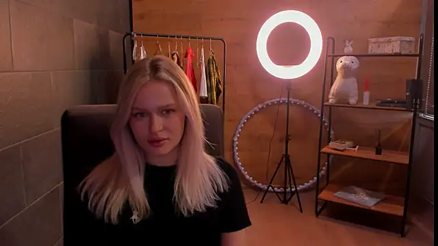 JeannDiaz online show from 04.22.26