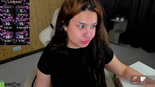 Snapshot of nicolewoss chatting on 07.10.26 nicolewoss online show from 07.10.26