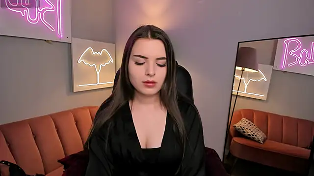 Snapshot of AliceLiador_ chatting on 05.11.26 AliceLiador online show from 05.11.26