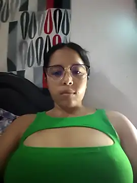 SOFIA HORNY4 online show from 04.16.26