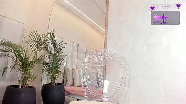 imnikaa  online show from 05.12.26